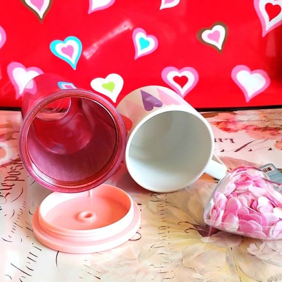 STARBUCKS VALENTINES SET BUNDLE - Picture 4 of 9